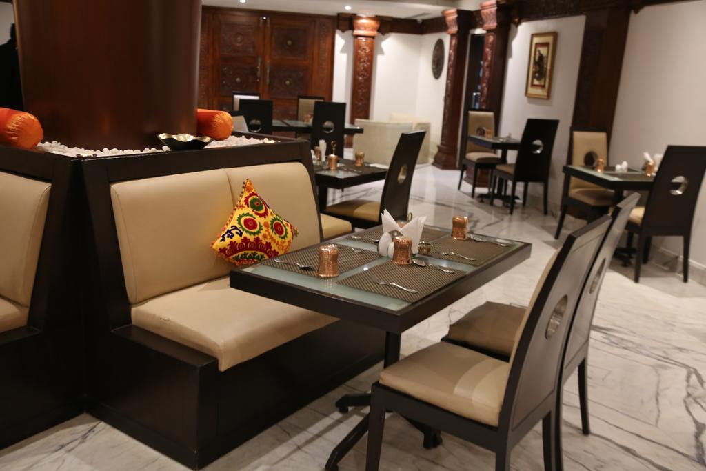 The President Hotel Bengaluru Kültér fotó